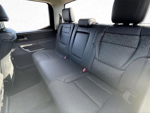 Used 2022 Toyota Tundra Limited image 18