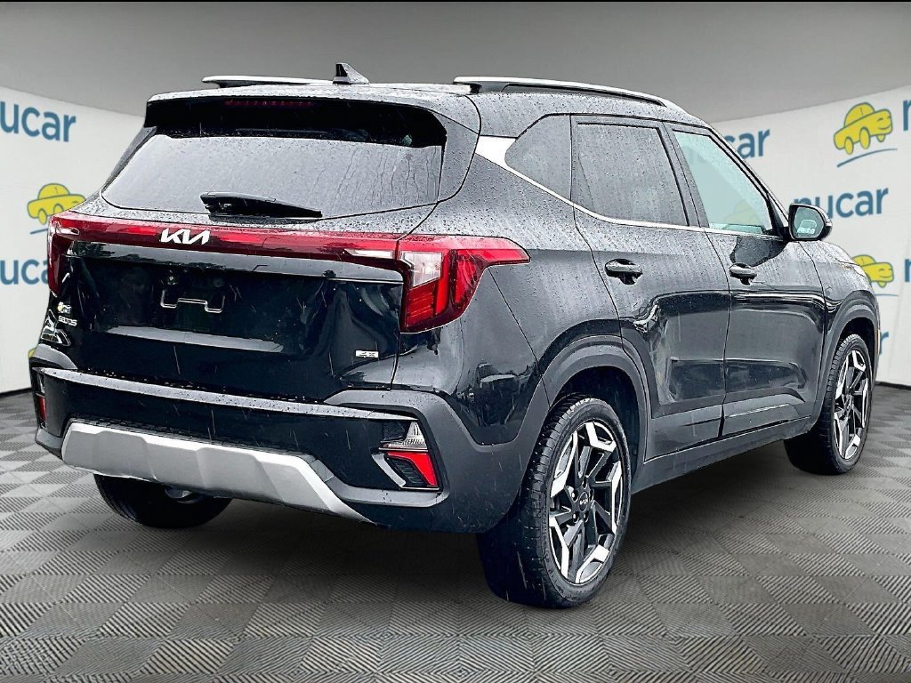 Certified 2024 Kia Seltos SX w/ SX Sunroof Package AWD/4WD image 6