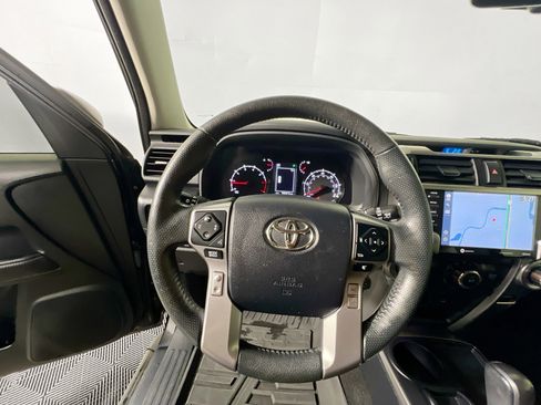 Used 2020 Toyota 4Runner SR5 Premium w/ Moonroof Package image 17