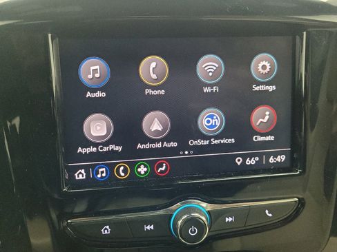 Used 2022 Chevrolet Traverse LS image 25