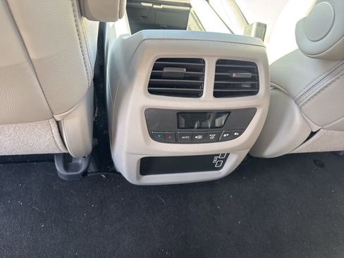 Used 2019 Honda Pilot EX-L image 16