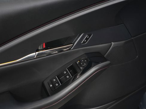 Used 2023 MAZDA CX-30 AWD 2.5 S w/ Preferred Package image 21