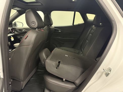 New 2026 Chevrolet Trax RS w/ Sunroof Package image 21