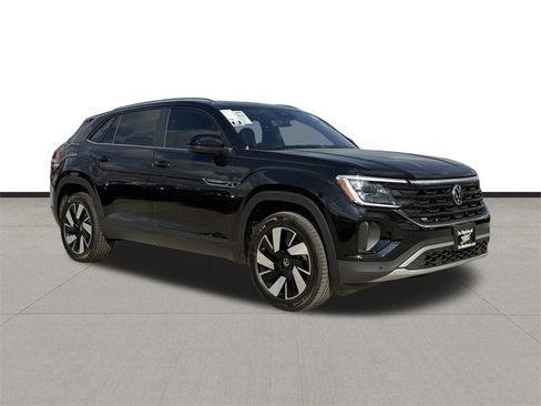 New 2026 Volkswagen Atlas Cross Sport SE image 3