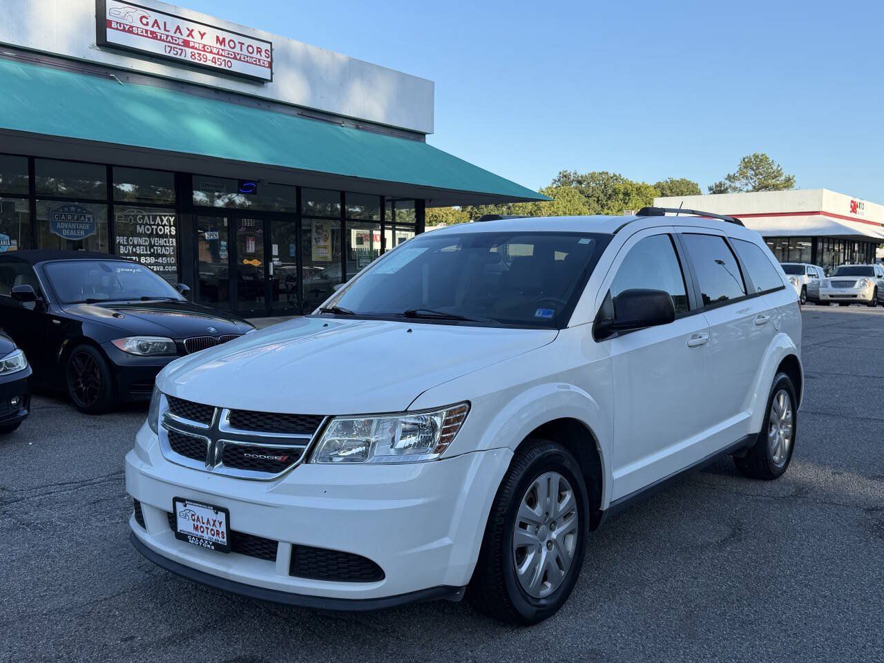 Used 2017 Dodge Journey SE w/ Flexible Seating Group FWD image 1