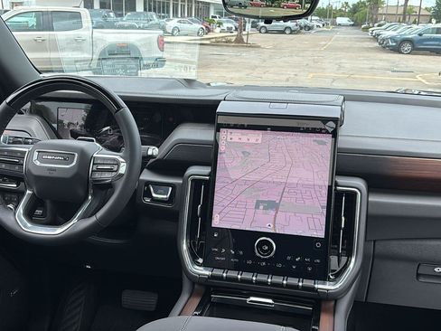 New 2026 GMC Yukon XL Denali w/ Denali Reserve Package RWD image 29