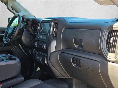 Used 2023 Chevrolet Silverado 1500 Custom Trail Boss AWD/4WD image 21
