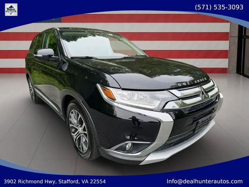 Used 2018 Mitsubishi Outlander SE AWD/4WD image 3