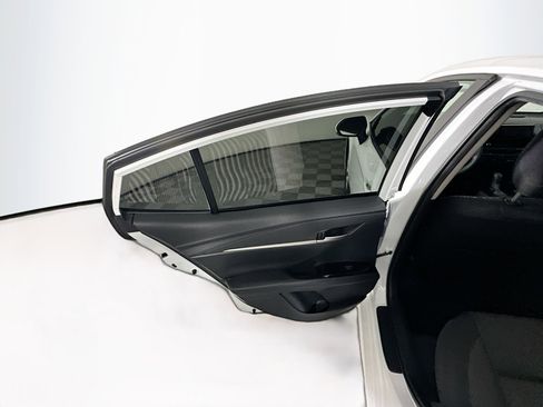 Used 2025 Toyota Camry LE w/ Convenience Package FWD image 25