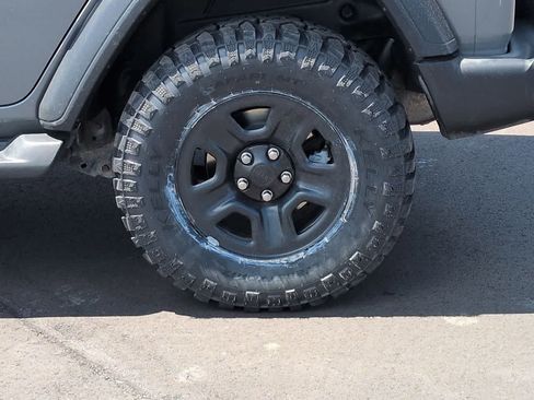 Used 2019 Jeep Wrangler Unlimited Sport AWD/4WD image 13