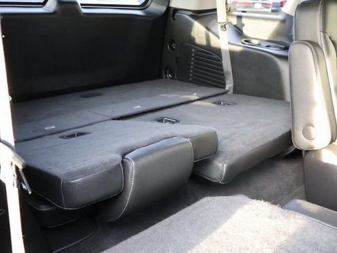 Used 2018 Chevrolet Tahoe Premier image 15