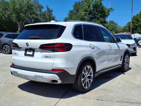 Used 2025 BMW X5 xDrive50e AWD/4WD image 7