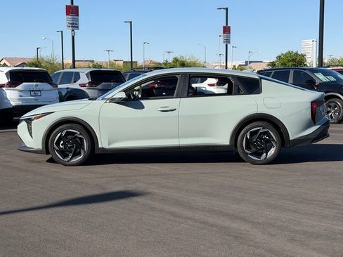 Used 2025 Kia K4 EX FWD image 2