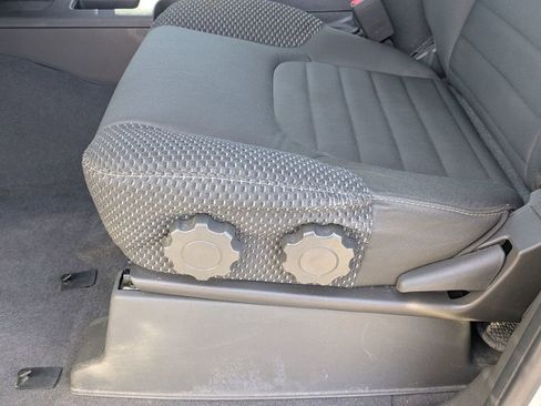 Used 2018 Nissan Frontier PRO-4X image 14