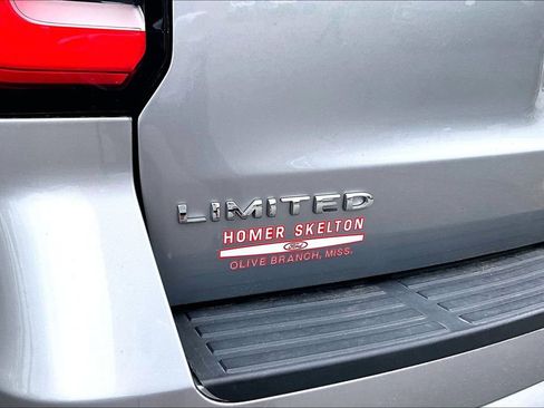 Used 2024 Ford Expedition Max Limited RWD image 7