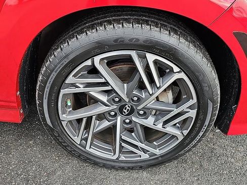 Used 2022 Hyundai Kona N Line w/ Tech Package image 8