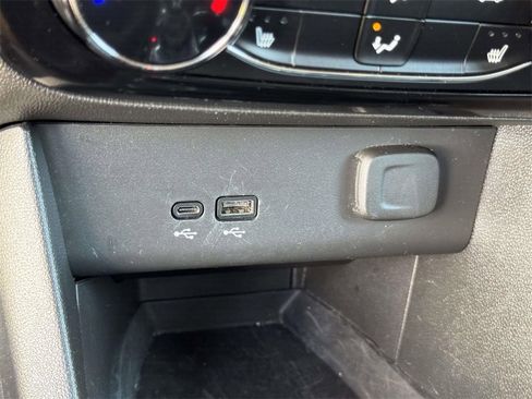 Used 2024 Buick Encore GX Sport Touring w/ Comfort Package image 8