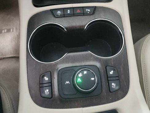 Used 2020 GMC Acadia Denali w/ Trailering Package image 28