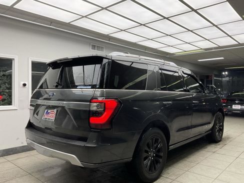 Used 2021 Ford Expedition Platinum image 5