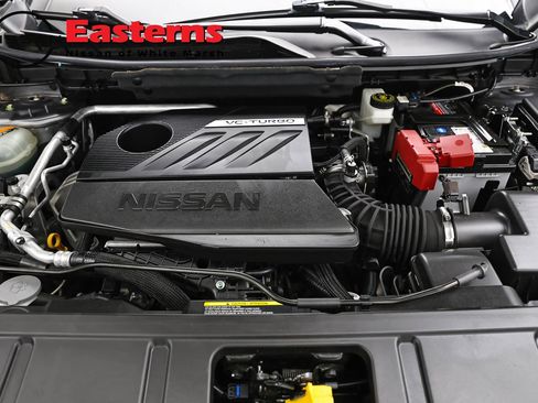 Used 2023 Nissan Rogue SV AWD/4WD image 7