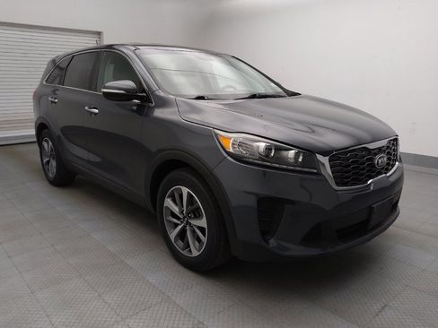 Used 2020 Kia Sorento FWD V6 image 13