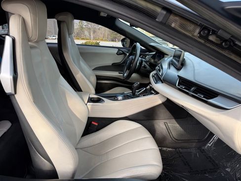 Used 2015 BMW i8 Base image 37