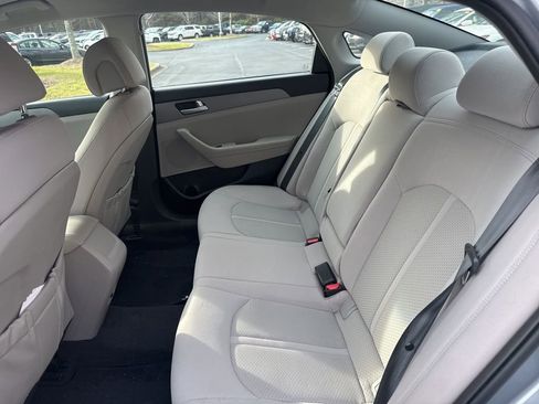 Used 2016 Hyundai Sonata SE image 10