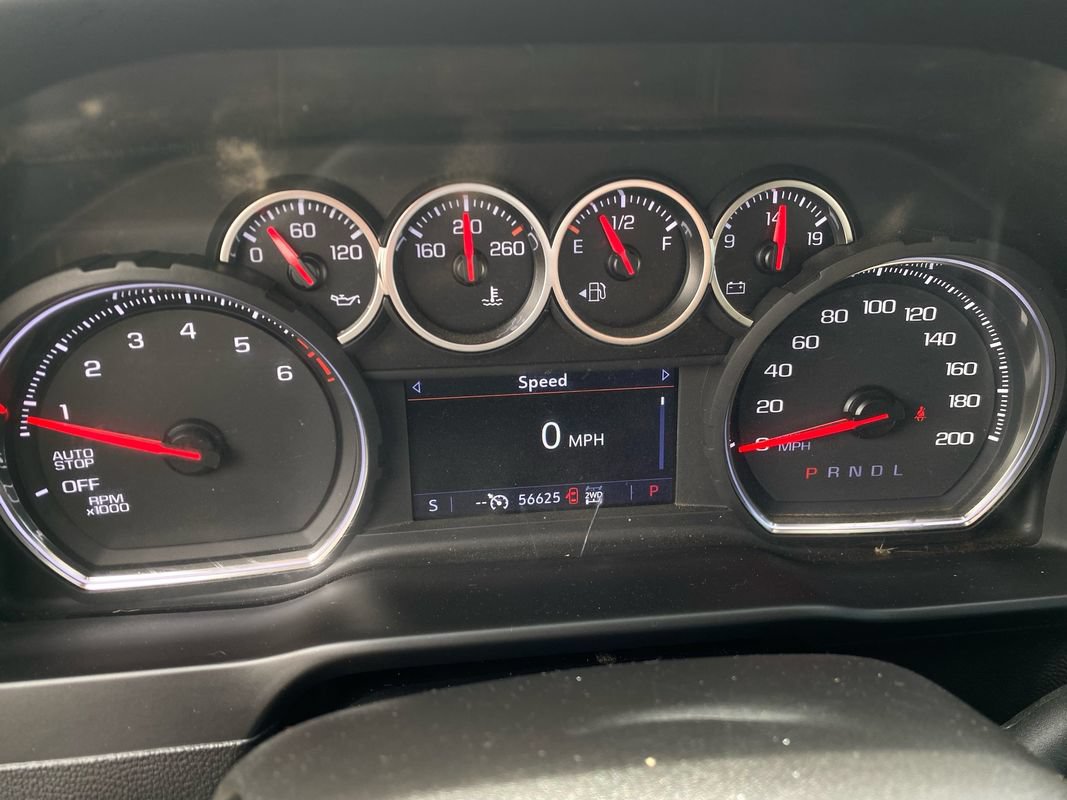 Used 2022 Chevrolet Silverado 1500 LT AWD/4WD image 23