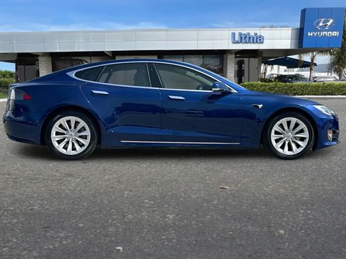 Used 2018 Tesla Model S 100D AWD/4WD image 9