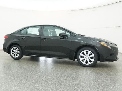 New 2026 Toyota Corolla LE image 28