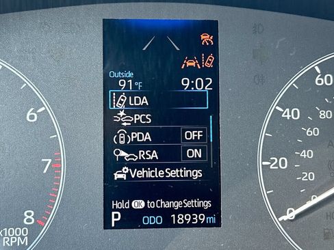 Used 2024 Toyota Corolla SE FWD image 21