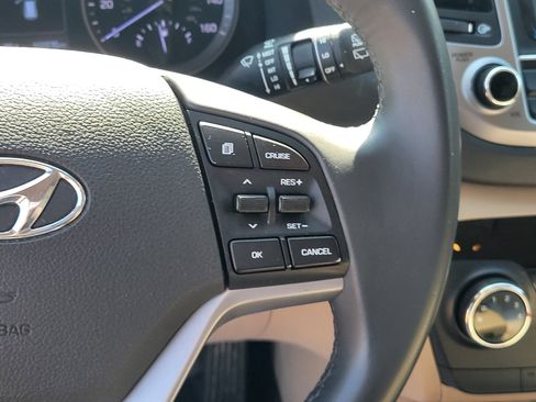 Used 2017 Hyundai Tucson Sport FWD image 24