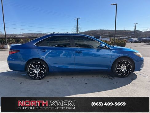 Used 2016 Toyota Camry SE image 21