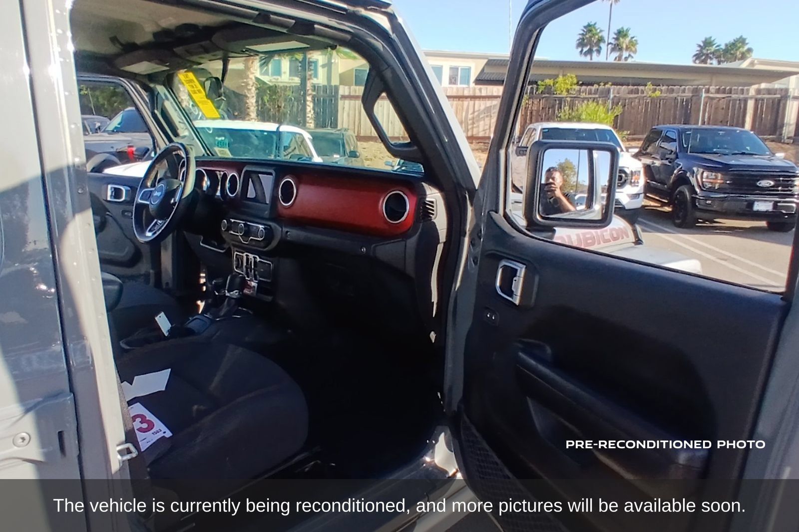 Used 2019 Jeep Wrangler Unlimited Rubicon w/ Cold Weather Group AWD/4WD image 15