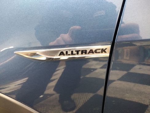 Used 2018 Volkswagen Golf Alltrack SEL image 6