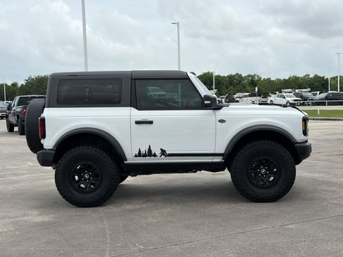 Used 2023 Ford Bronco Wildtrak AWD/4WD image 7