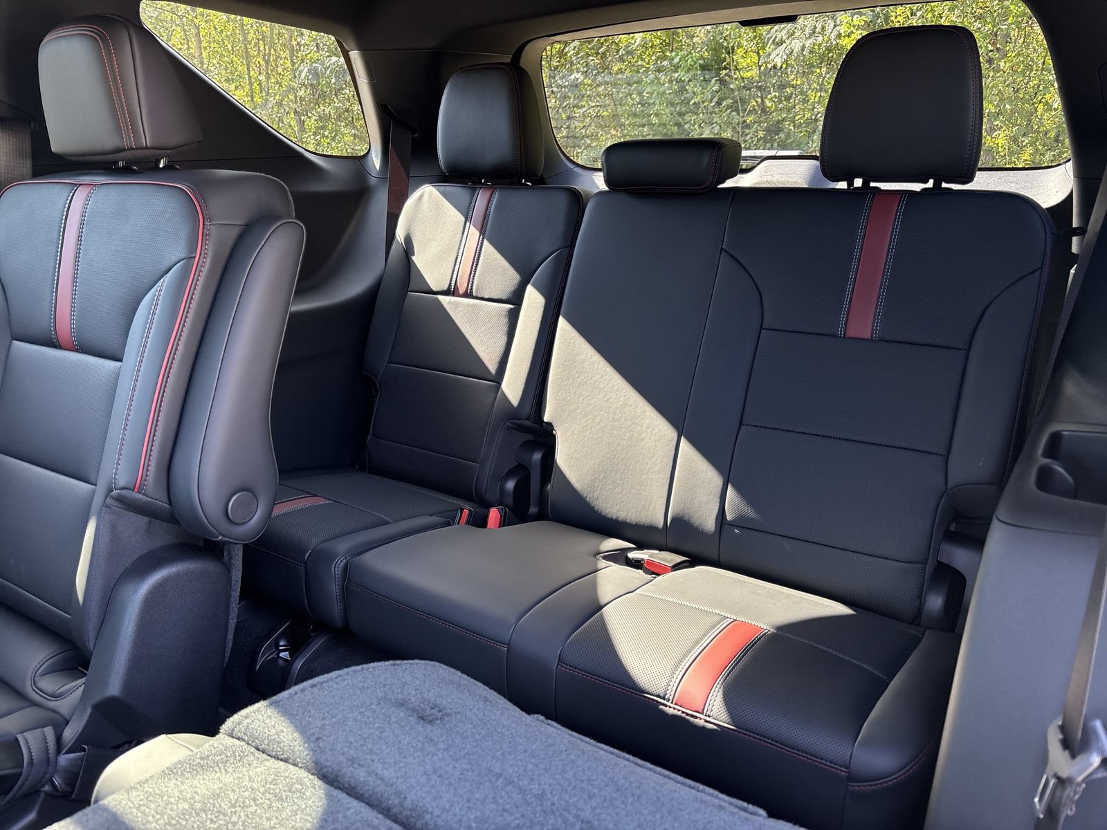 New 2027 Chevrolet Traverse RS AWD/4WD image 22