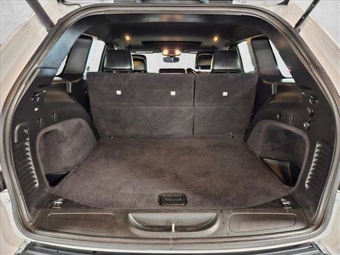 Used 2020 Jeep Grand Cherokee Limited image 6