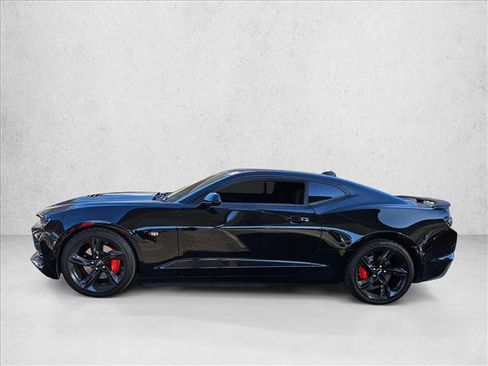 Used 2021 Chevrolet Camaro SS image 8