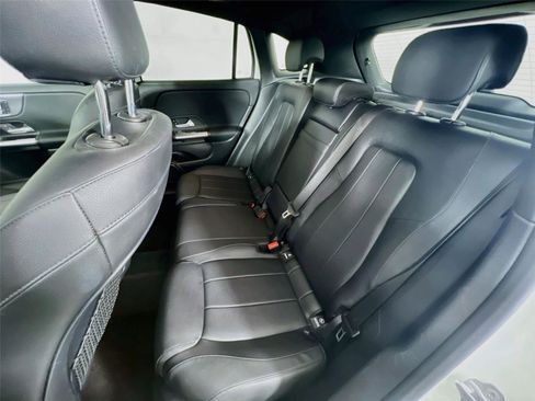 Certified 2021 Mercedes-Benz GLA 250 image 24