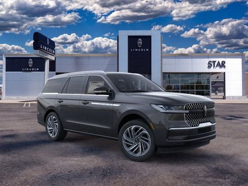 New 2026 Lincoln Navigator Reserve AWD/4WD image 7