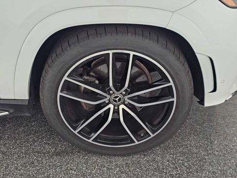 Used 2023 Mercedes-Benz GLS 580 4MATIC image 15
