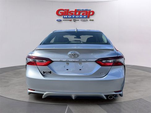 Used 2023 Toyota Camry SE image 4