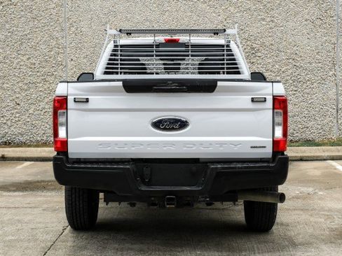 Used 2019 Ford F250 XL w/ Power Equipment Group RWD image 12