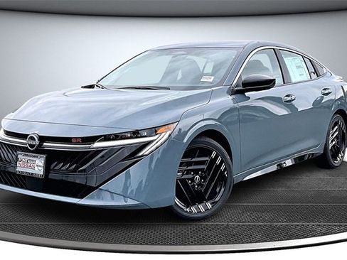 New 2026 Nissan Sentra SR image 2