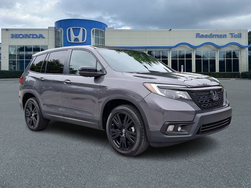Used 2021 Honda Passport Sport image 1