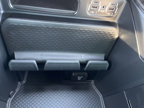 Used 2024 RAM 2500 Rebel image 28