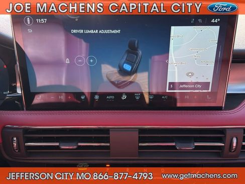 Used 2025 Lincoln Corsair Grand Touring w/ Equipment Group 302A image 15