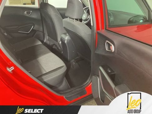 Used 2021 Kia Soul S FWD image 20