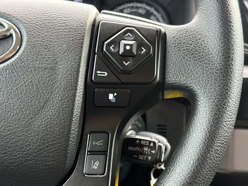 Used 2022 Toyota Tacoma SR w/ SR Convenience Package image 27